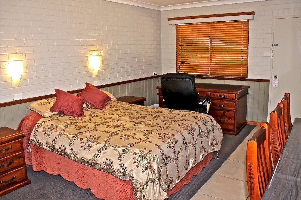 Barcaldine Country Motor Inn Bagian luar foto